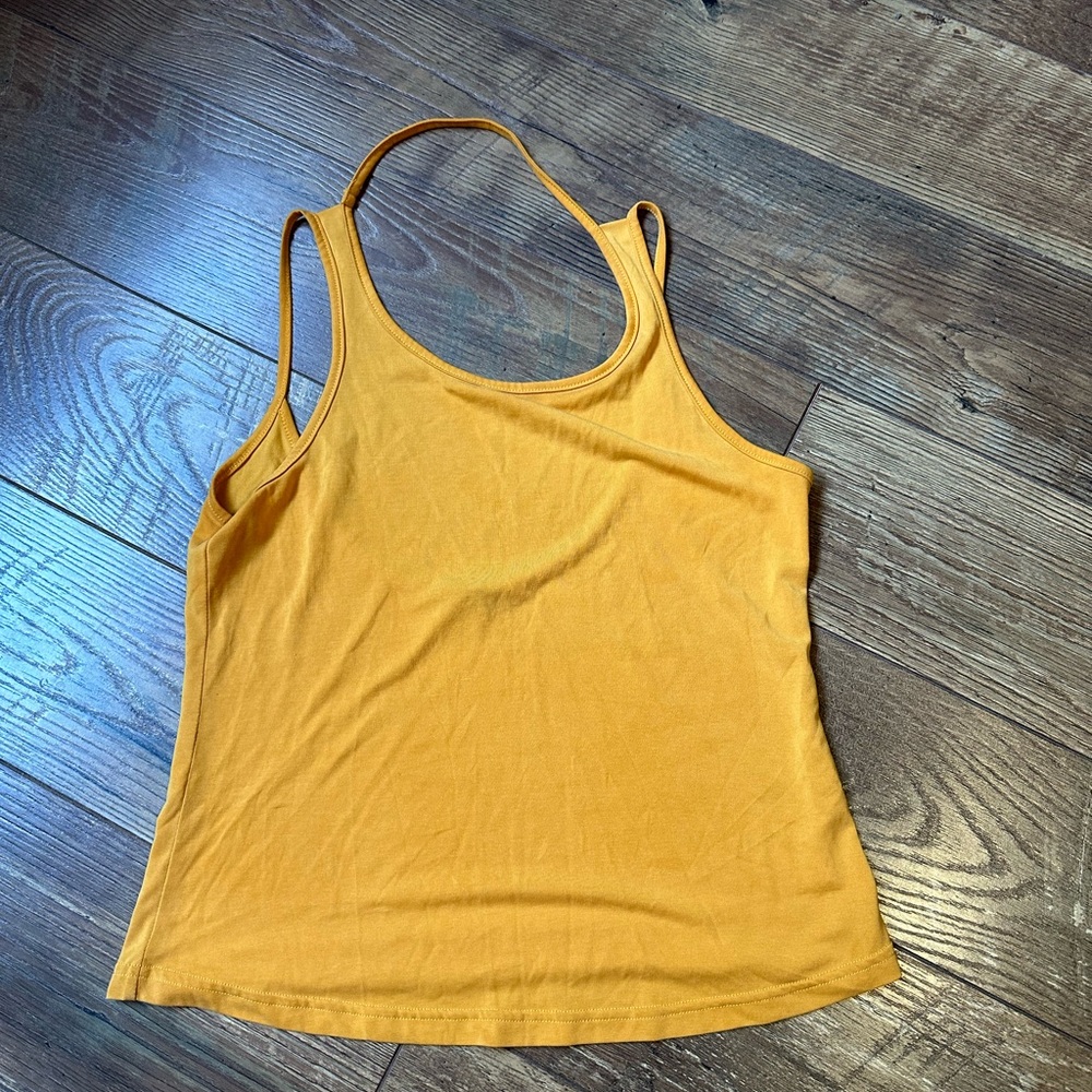 Oyanus Women’s Tank Top Size M